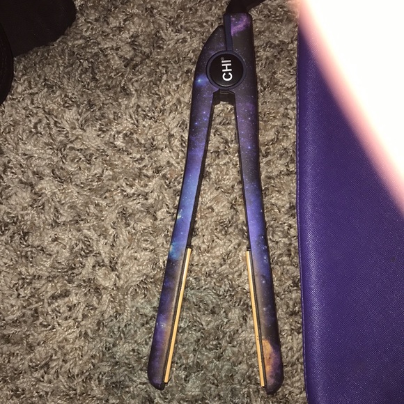 outer space design Chi with matching Clutch! - Picture 5 of 8